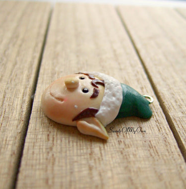 Christmas Elf Charm - SweetsOfMyOwn